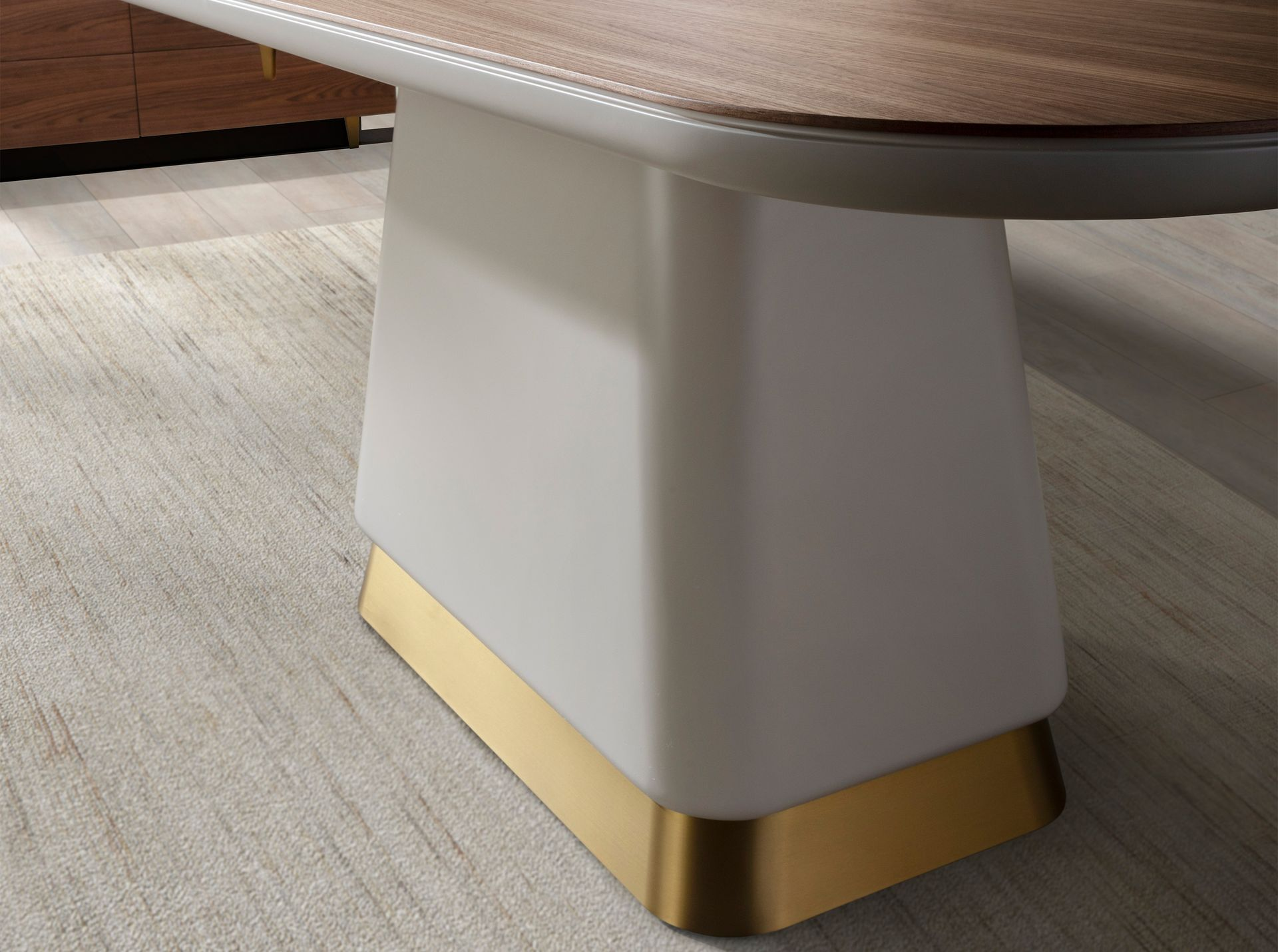Angel Cerdá 1166 – Elegante rechthoekige eettafel in walnoot en beige hout