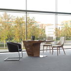 Angel Cerdá 3012 - Modern Walnoten Bureau met Verchroomd Stalen Onderstel