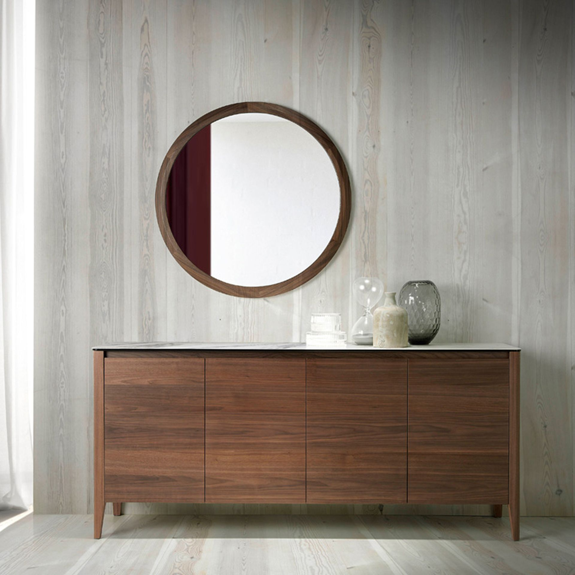Angel Cerdá 3080 – Luxe dressoir in walnoot met imitatie marmeren glazen blad